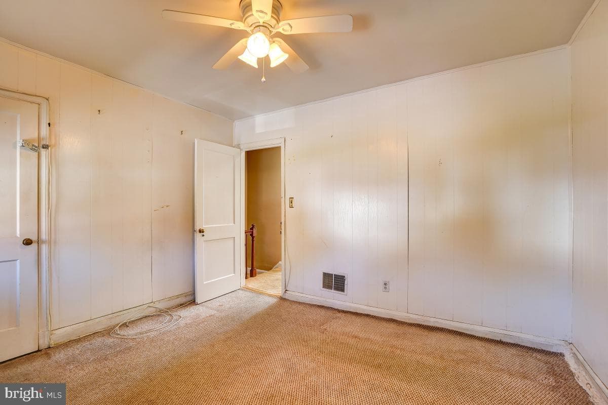637 Willow Avenue photo 17