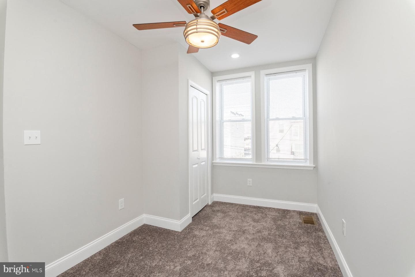 768 Linnard Street photo 14