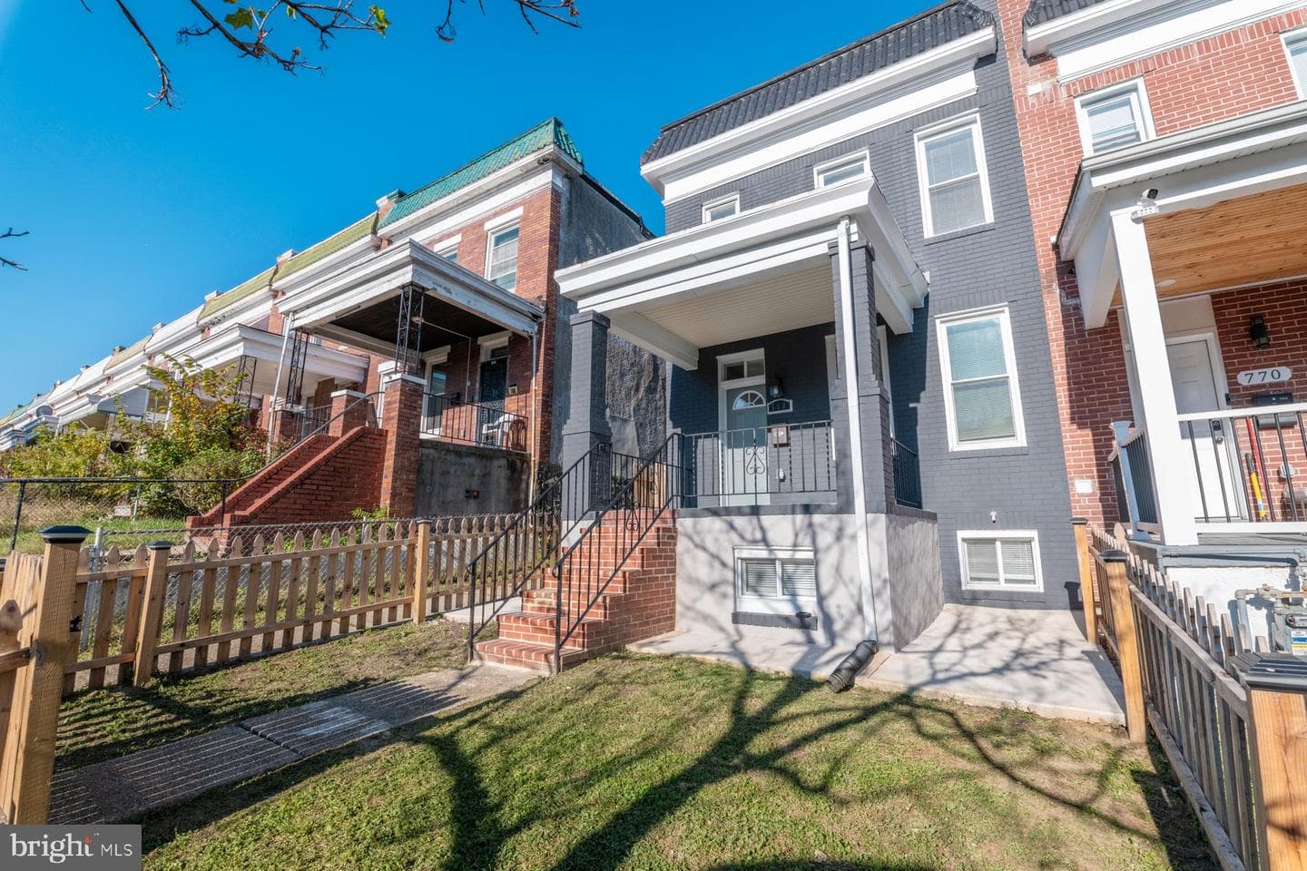768 Linnard Street photo 21