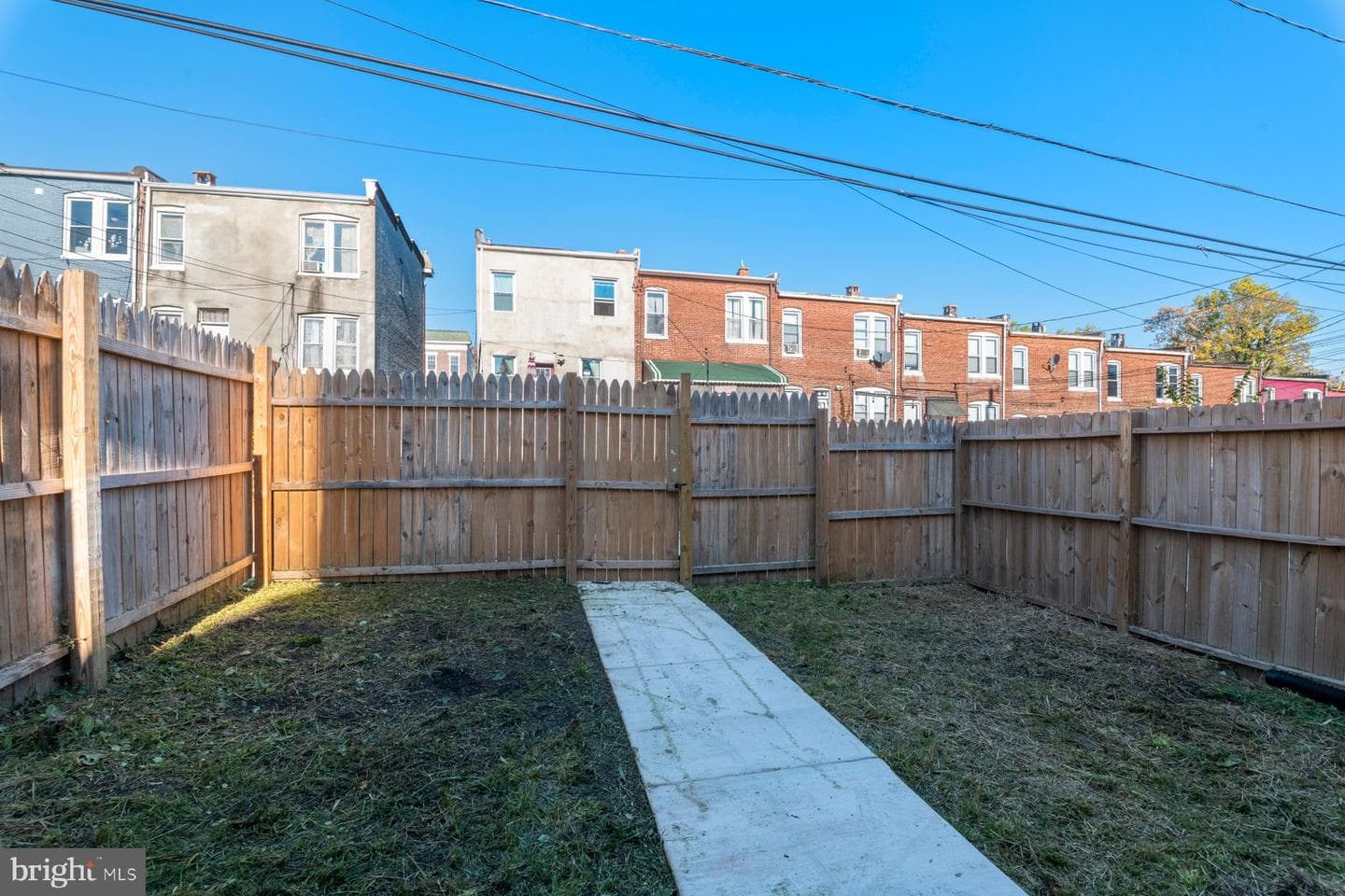 768 Linnard Street photo 23