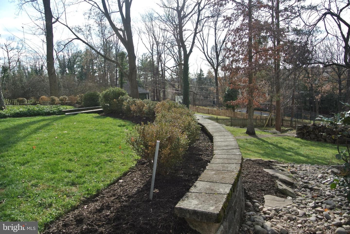 114 Ridgewood Road photo 46