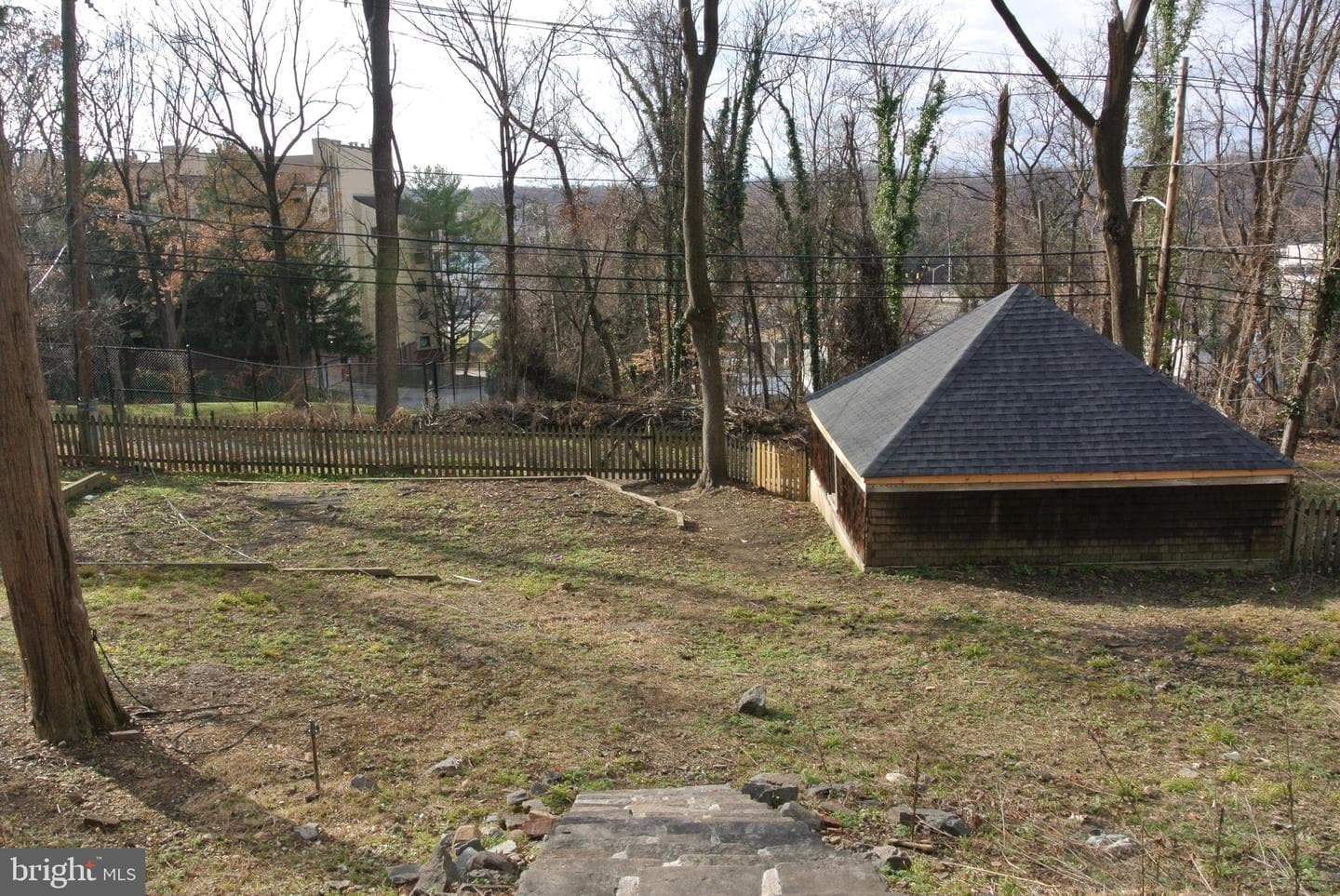 114 Ridgewood Road photo 51