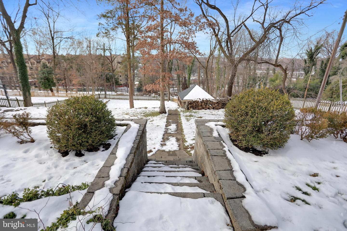 114 Ridgewood Road photo 68