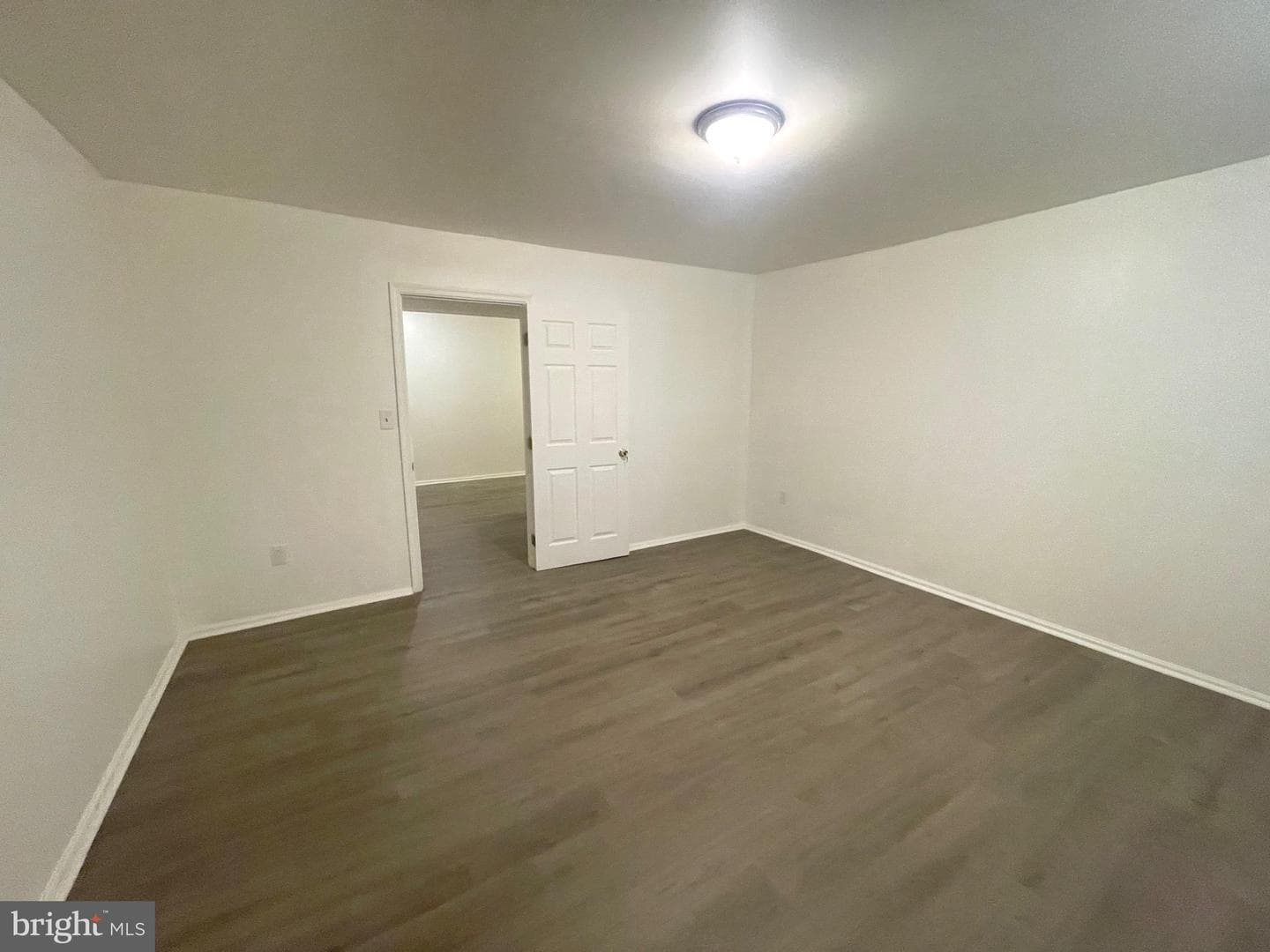 3205 Vickers Road photo 10