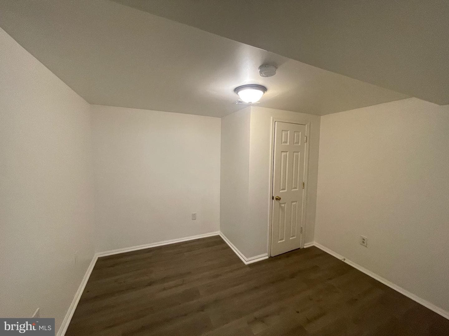 3205 Vickers Road photo 16