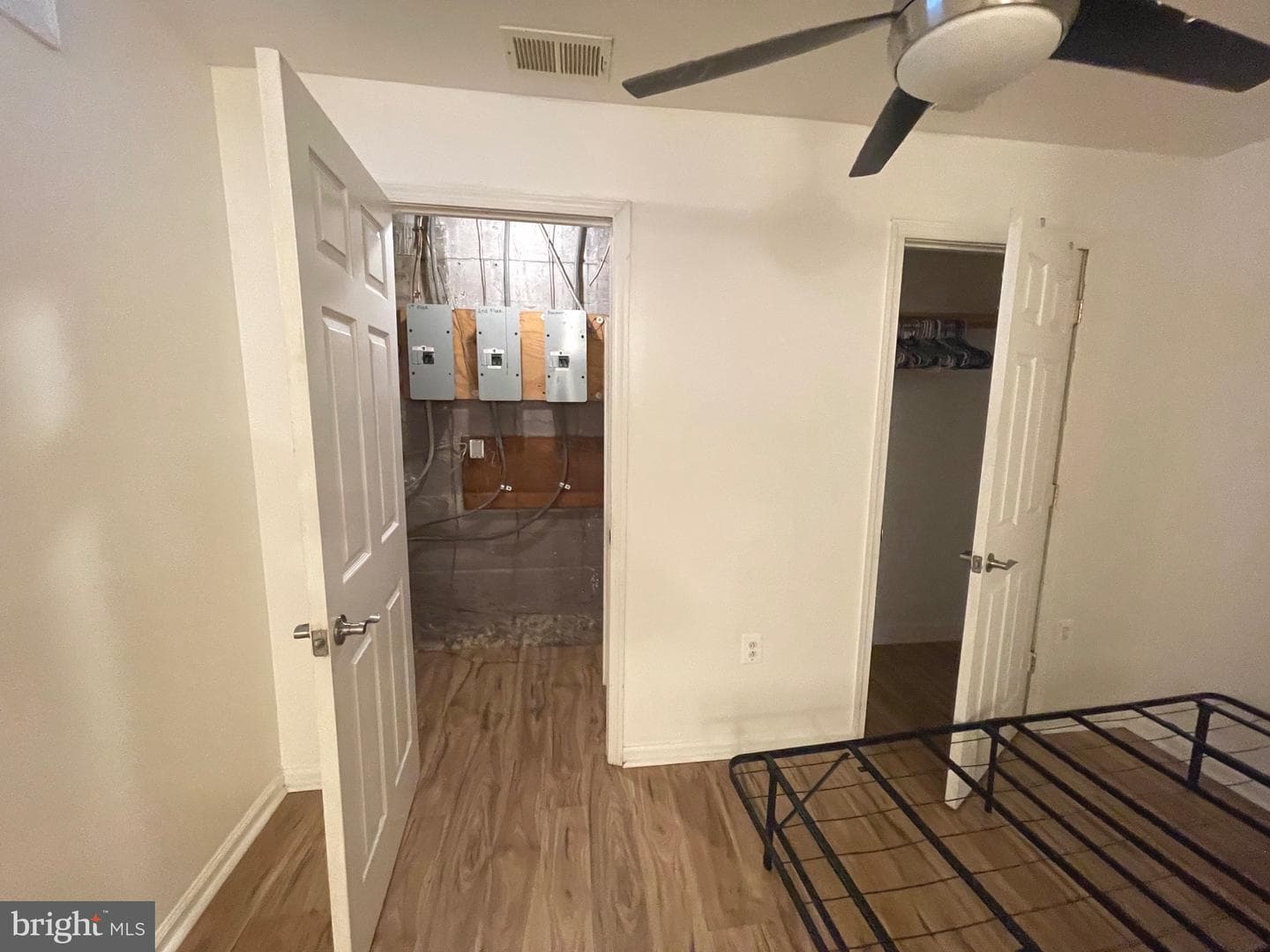 3205 Vickers Road photo 22