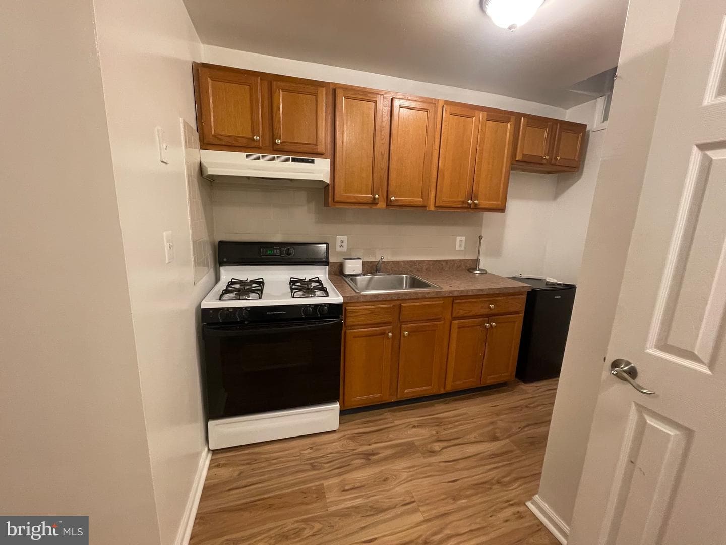 3205 Vickers Road photo 26