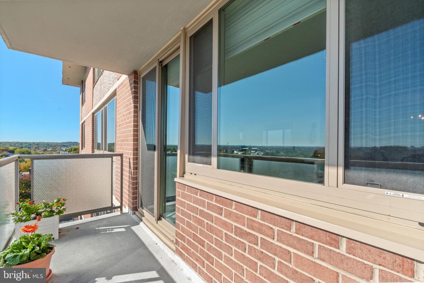 1 E University Parkway #1305 photo 23