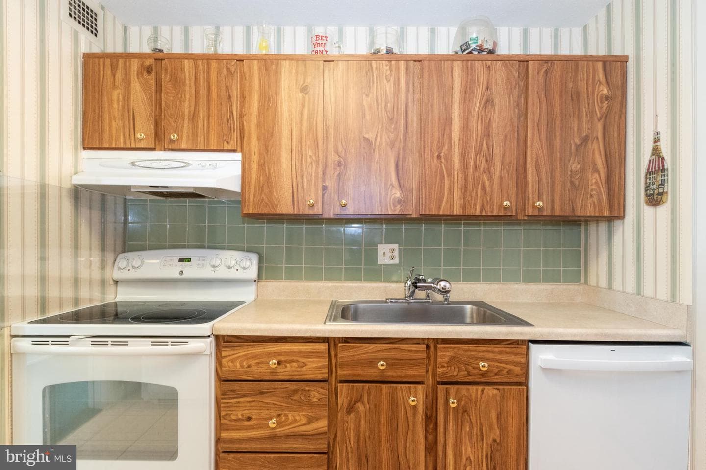 1 E University Parkway #1305 photo 6