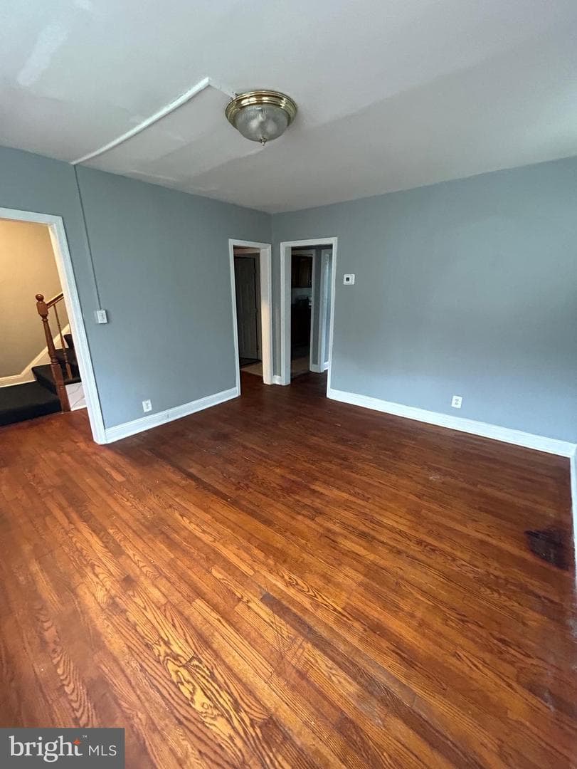 5001 Govane Avenue photo 2