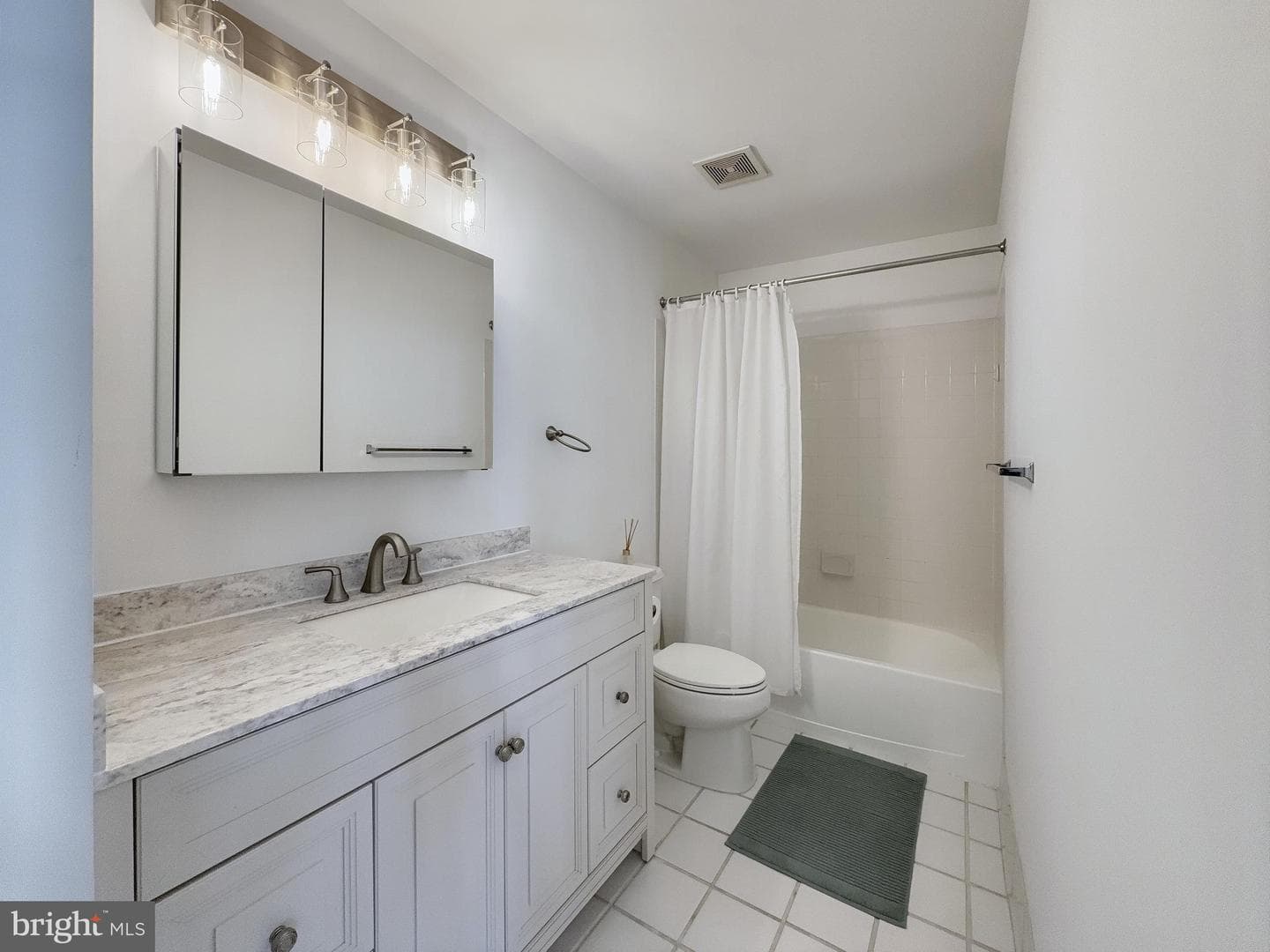 2702 Lighthouse Point E #636 photo 13