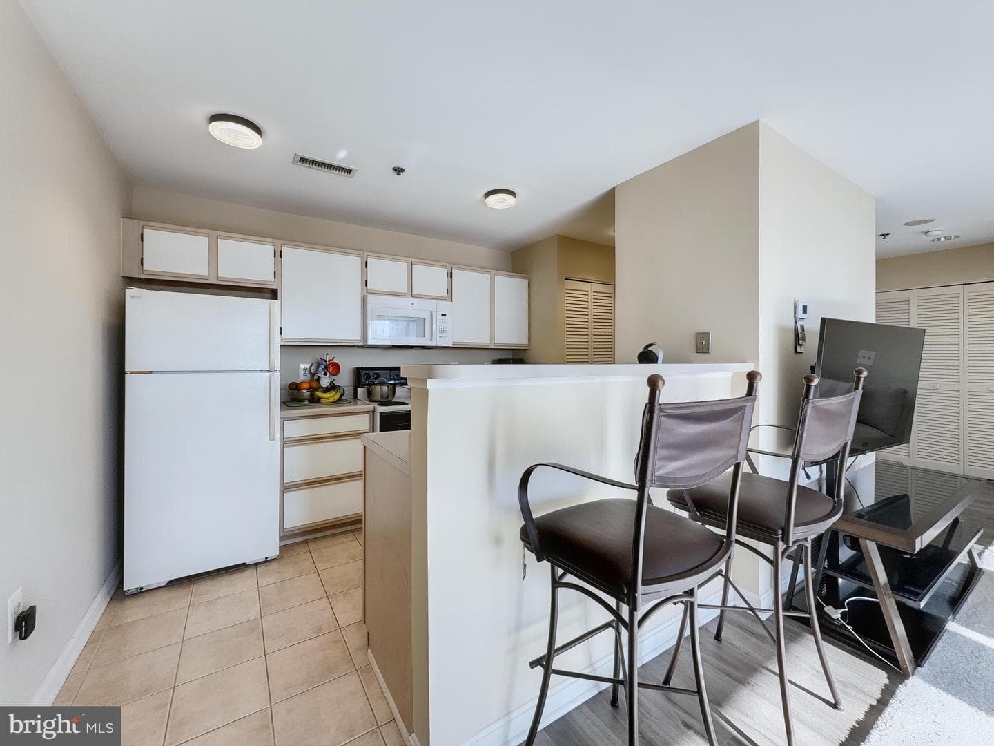 2702 Lighthouse Point E #636 photo 7