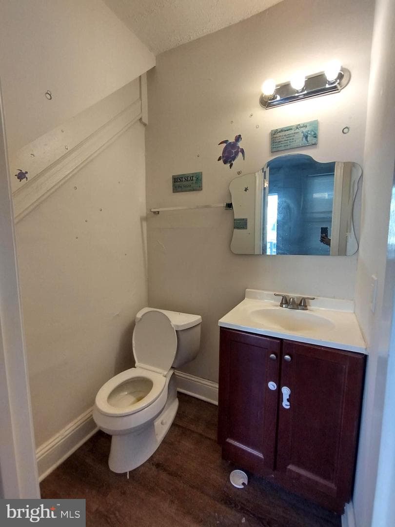 3163 Ravenwood Avenue photo 5