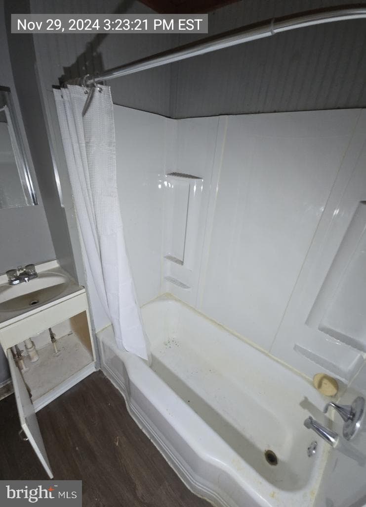 424 Cambria Street photo 14