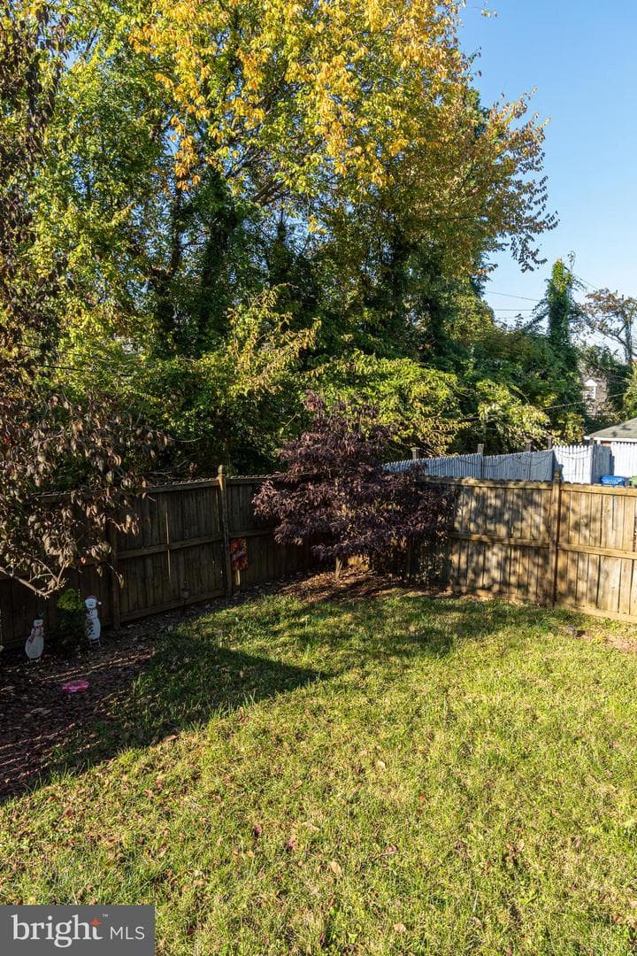 4812 Coleherne Road photo 9