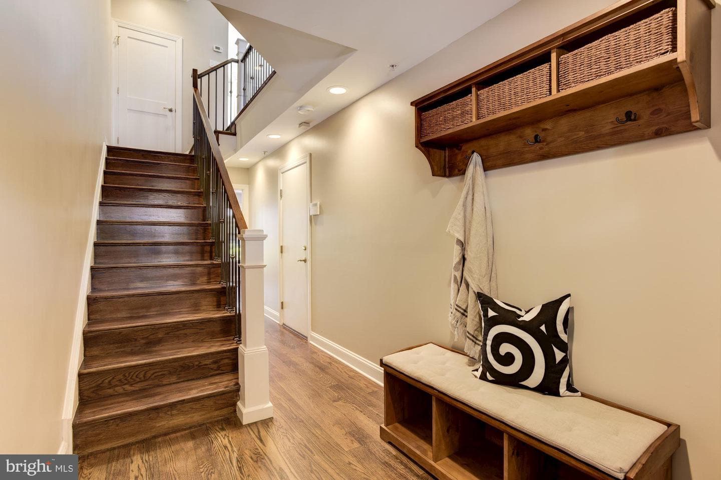 1213 Harbor Island Walk photo 3