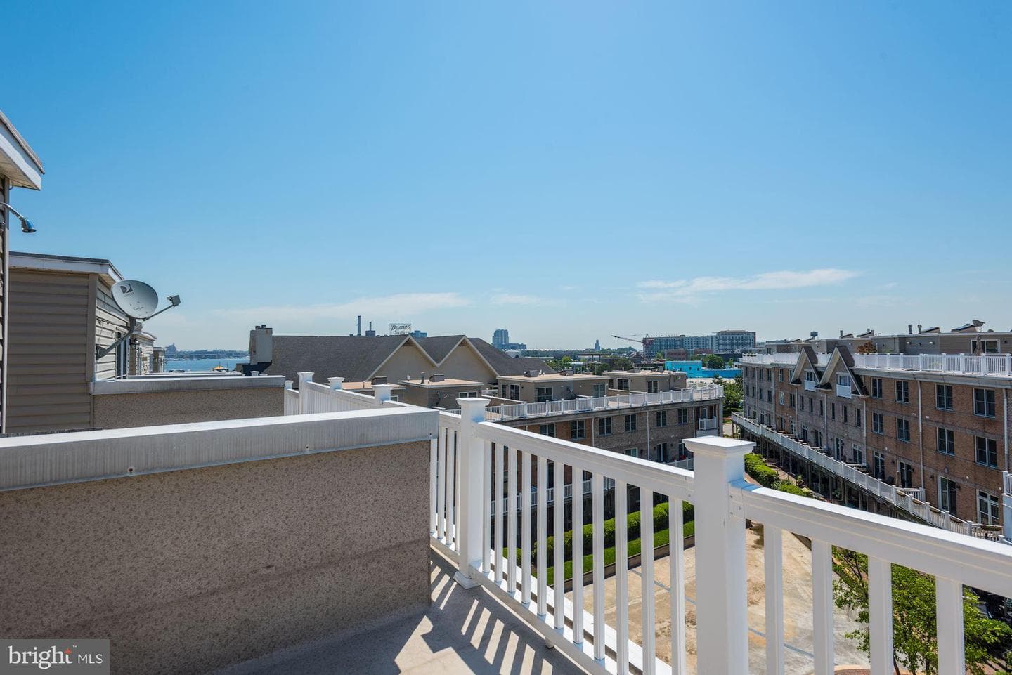 1213 Harbor Island Walk photo 33