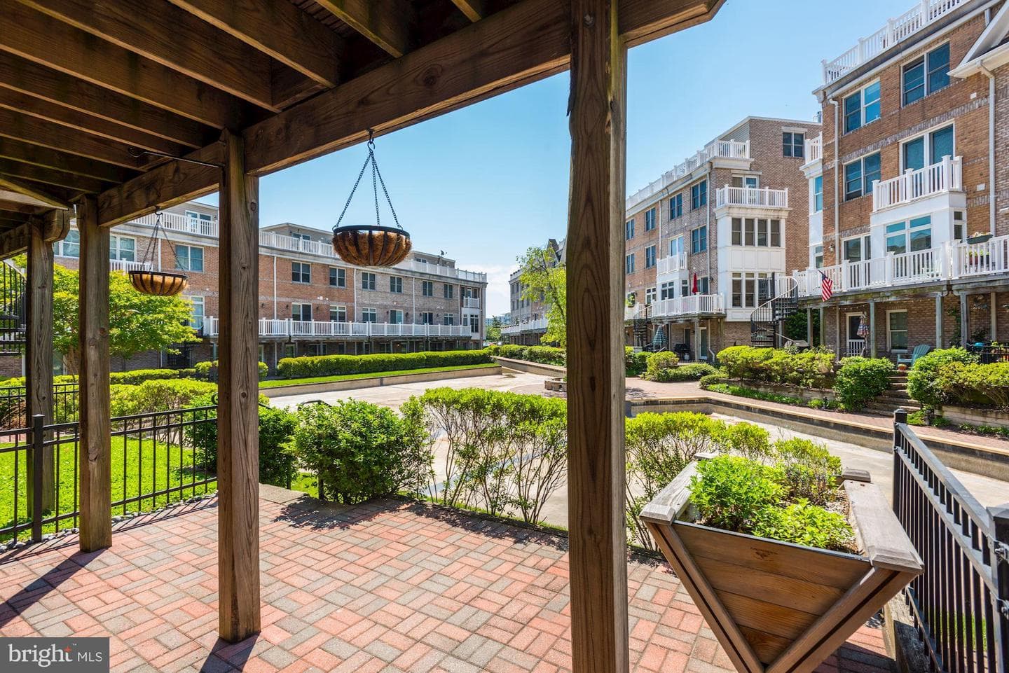 1213 Harbor Island Walk photo 34