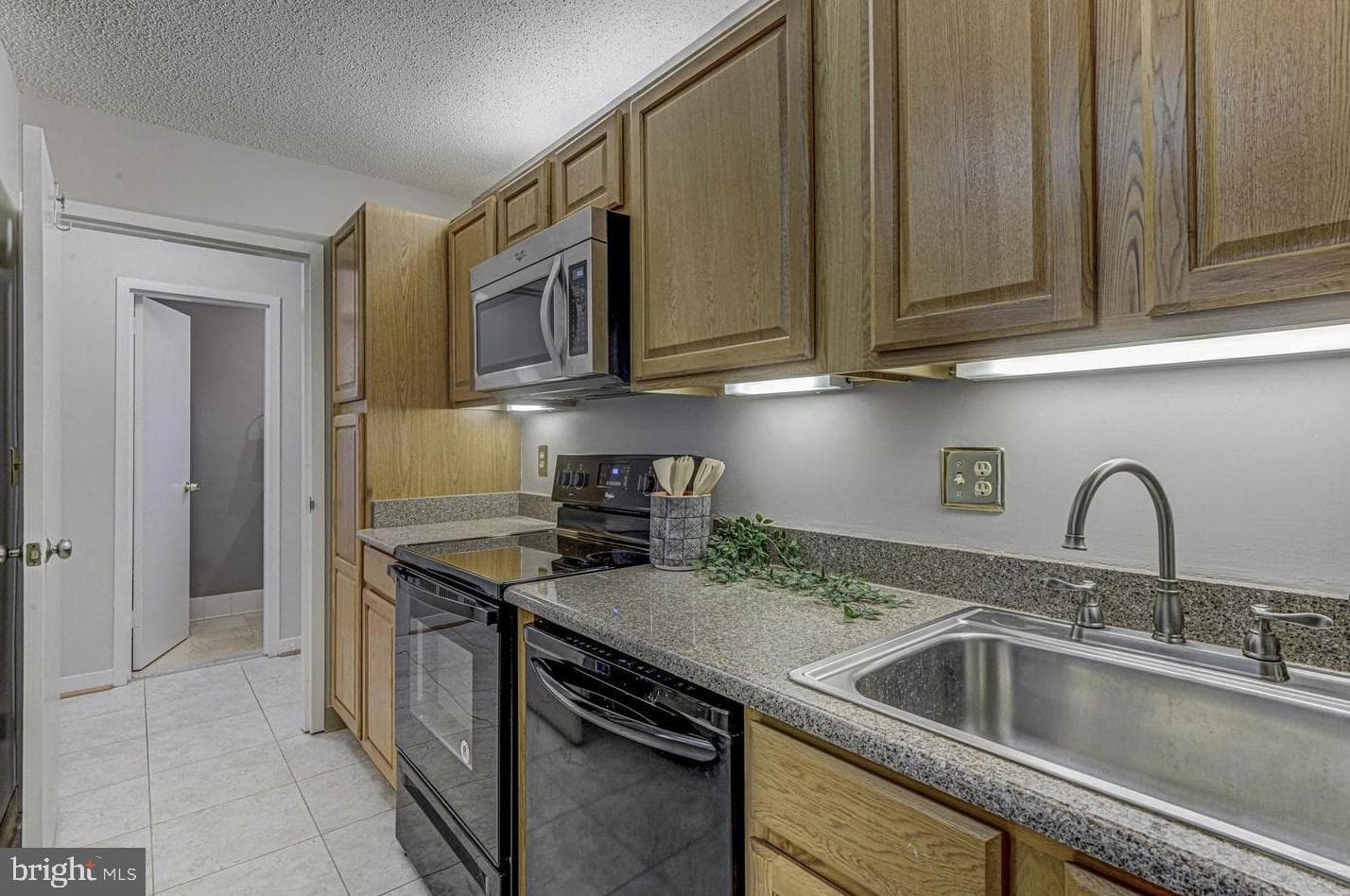 2360 Flax Terrace photo 4