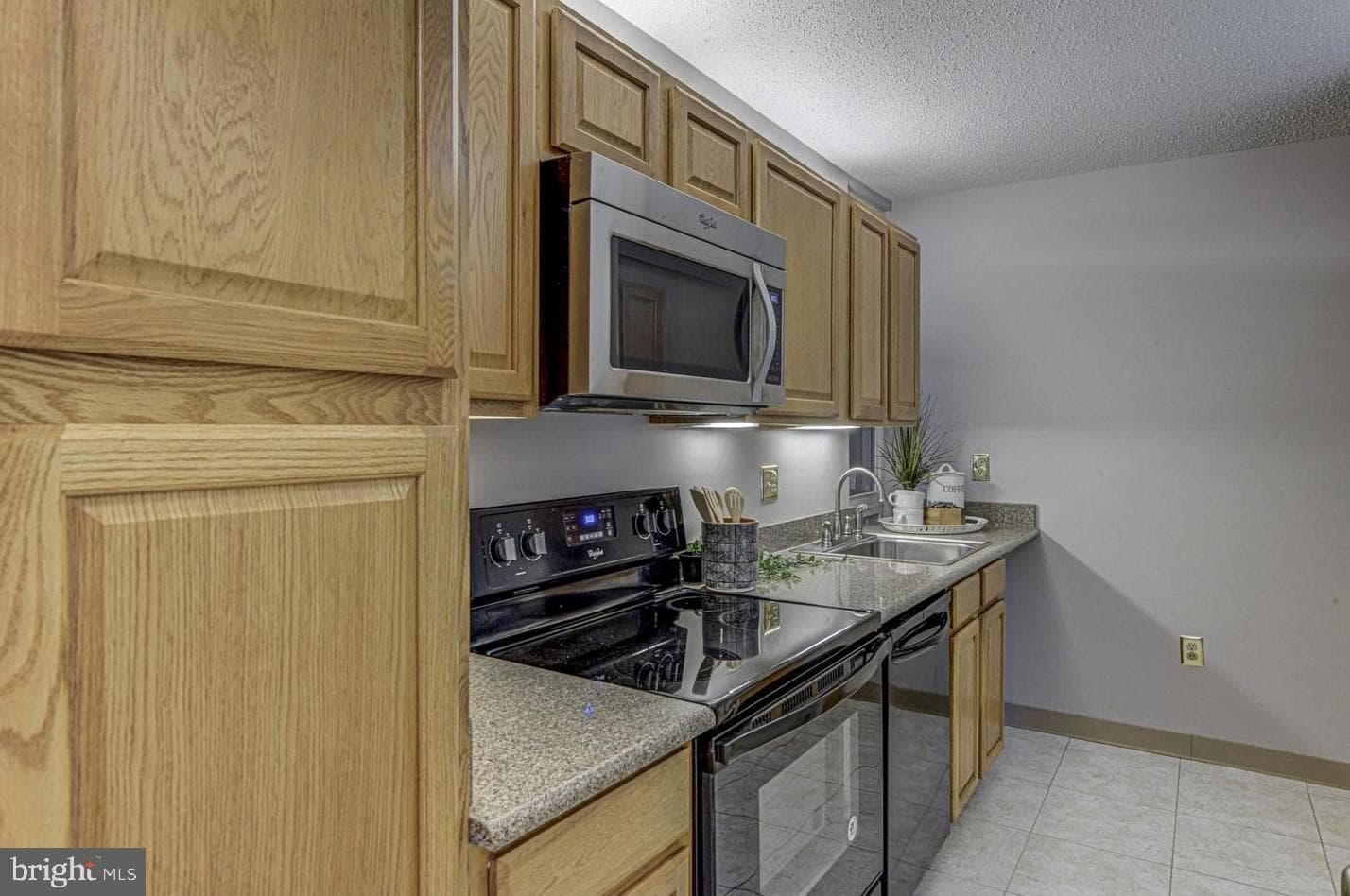 2360 Flax Terrace photo 7