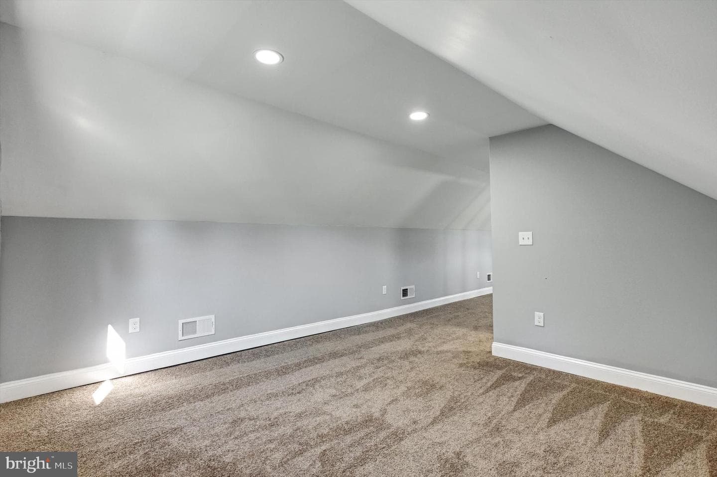 2802 Woodland Avenue photo 20