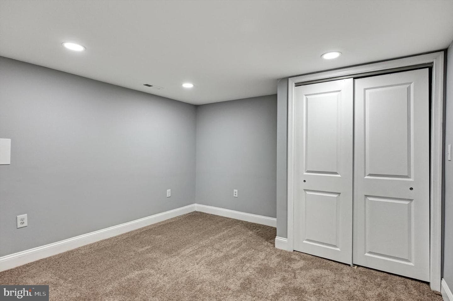 2802 Woodland Avenue photo 26