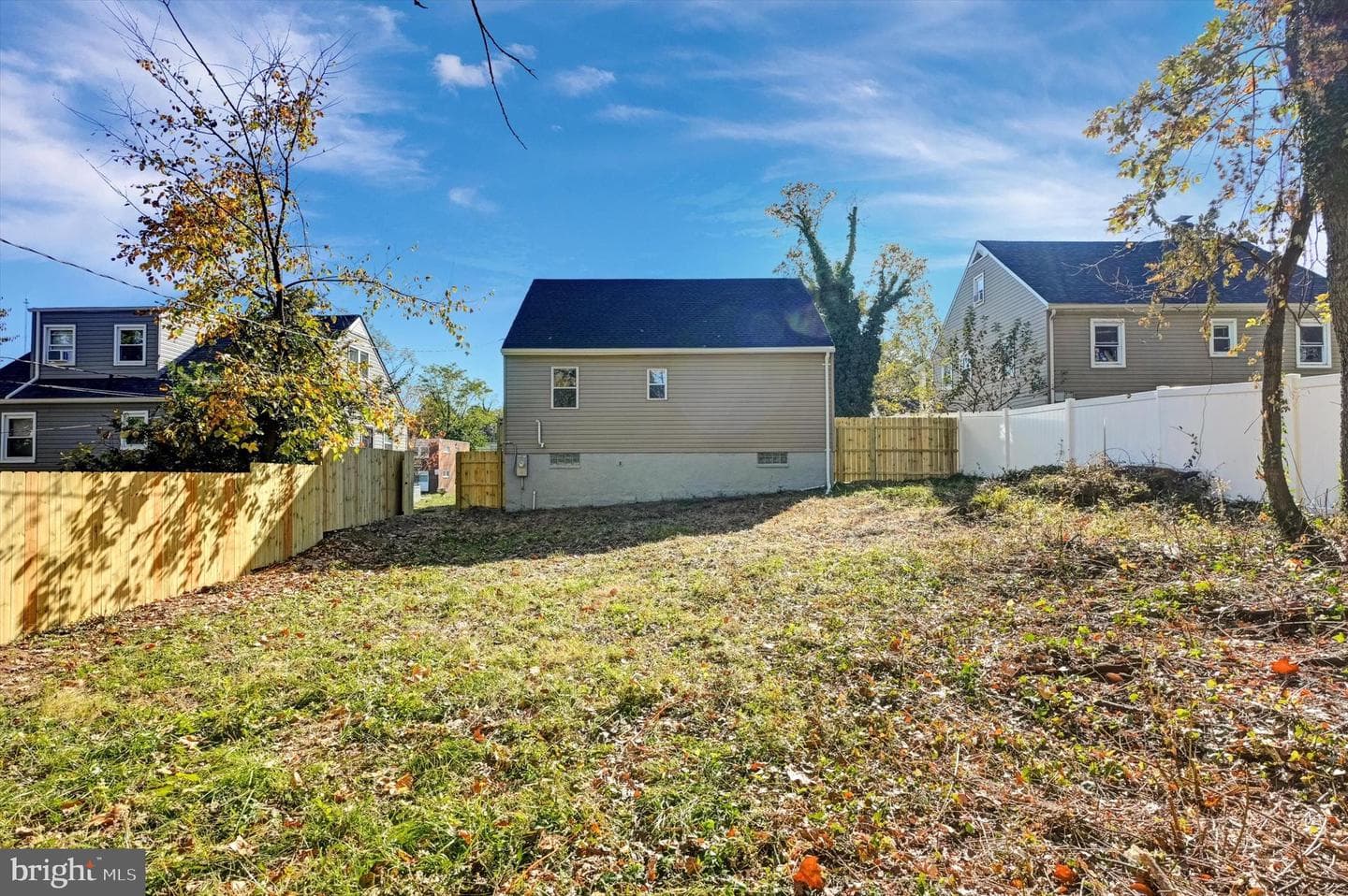 2802 Woodland Avenue photo 37