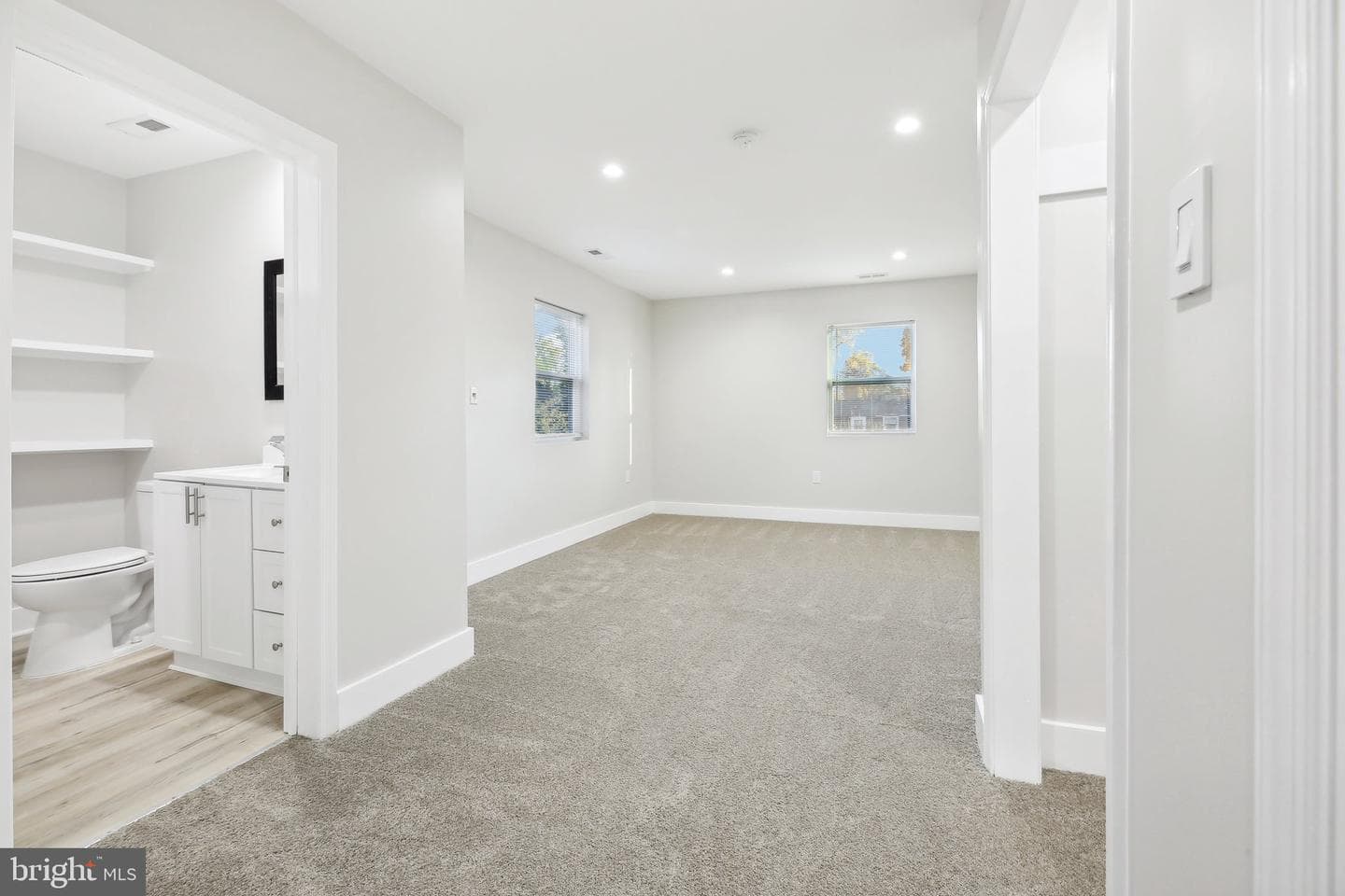5521 Radecke Avenue photo 33