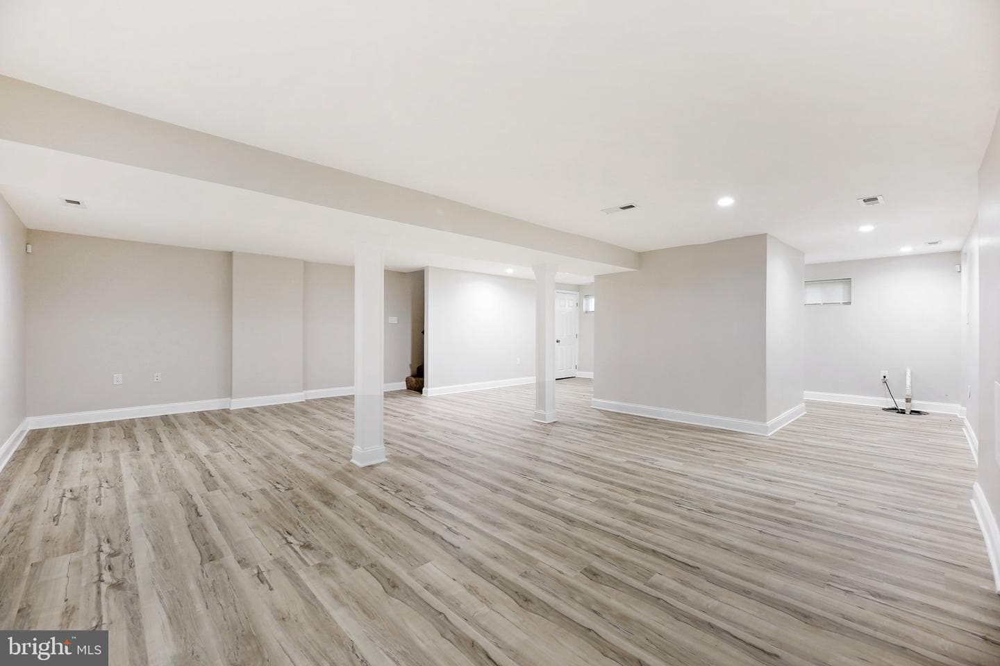 5521 Radecke Avenue photo 42