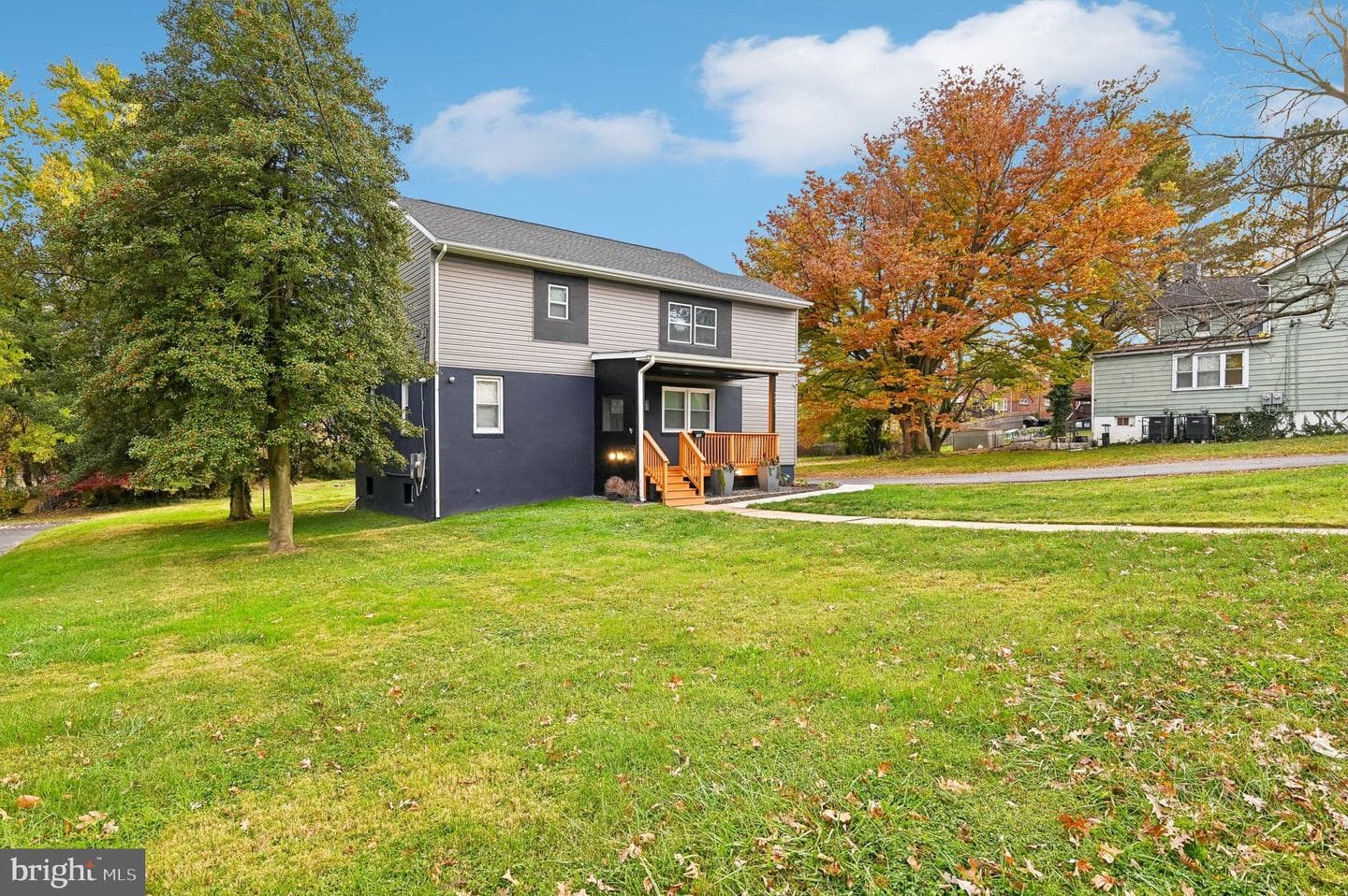 5521 Radecke Avenue photo 6