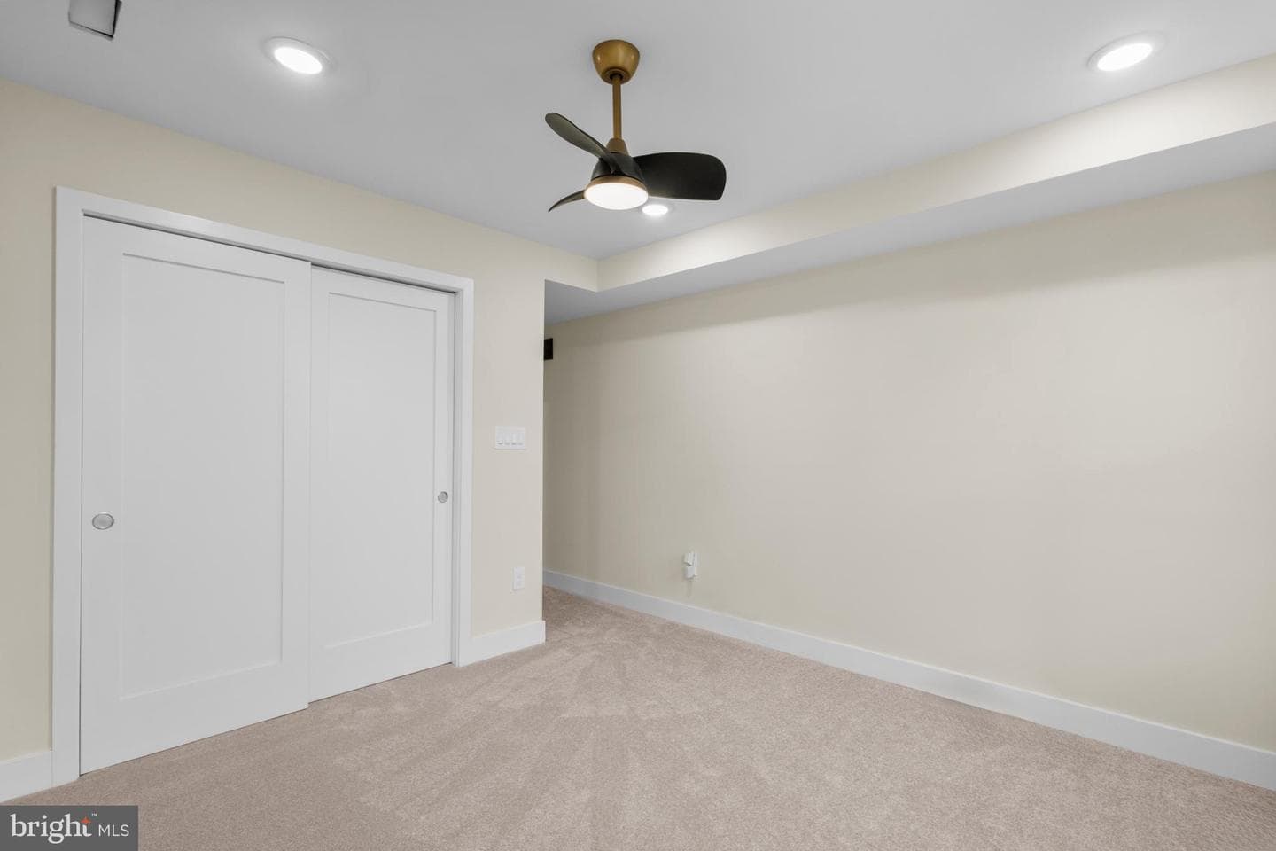 1618 Mchenry Street photo 19
