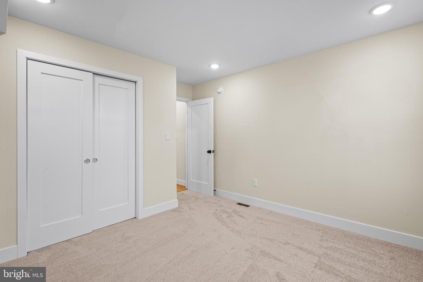 1618 Mchenry Street photo 22