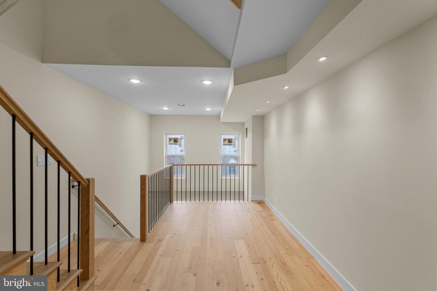1618 Mchenry Street photo 8