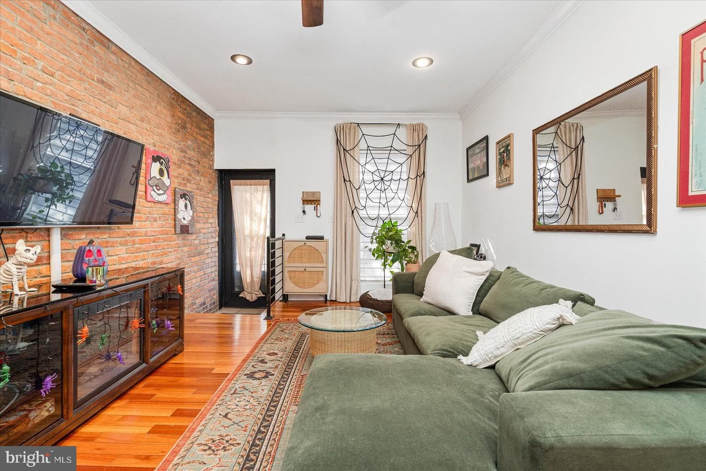 315 S Macon Street photo 10