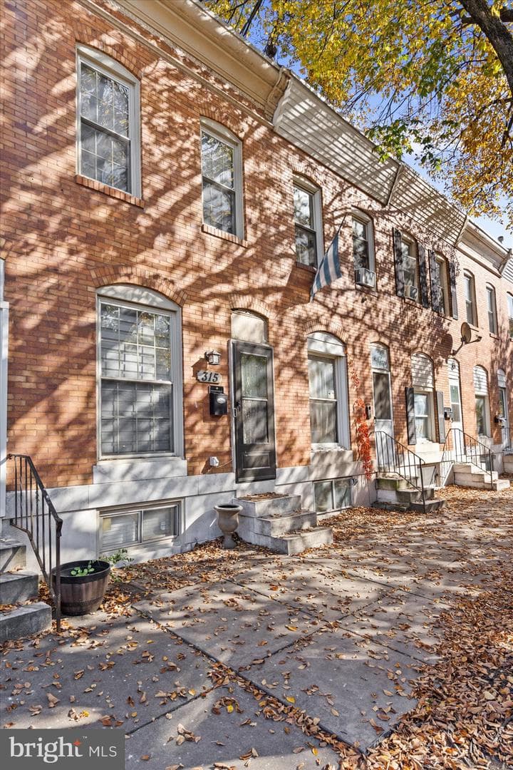 315 S Macon Street photo 7