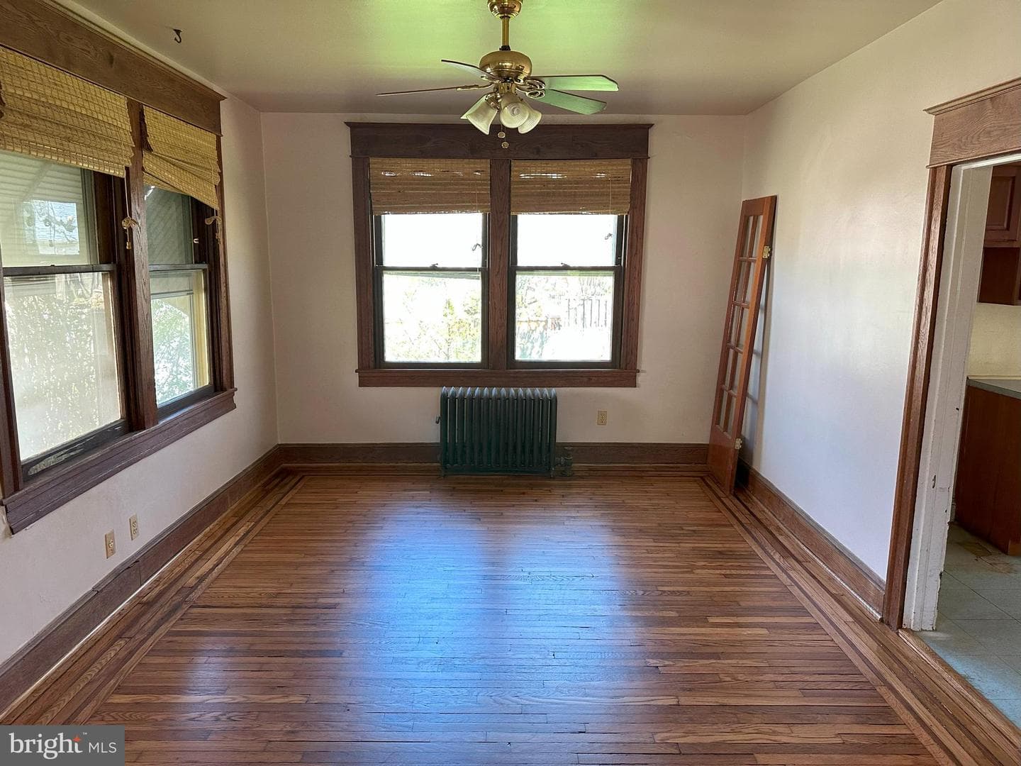 3116 Tyndale Avenue photo 4