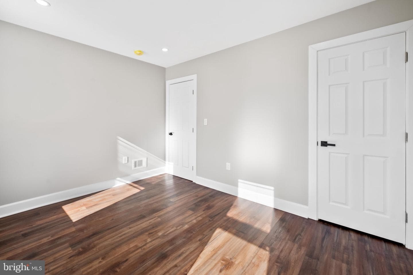 1723 Montpelier Street photo 12