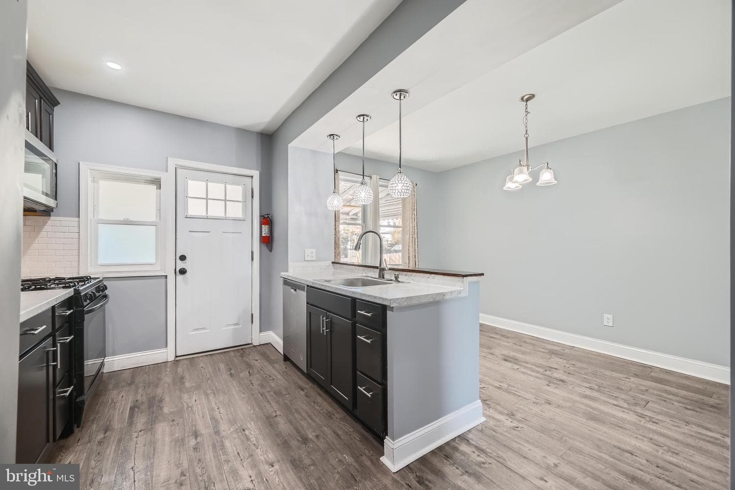 4810 Beaufort Avenue photo 11