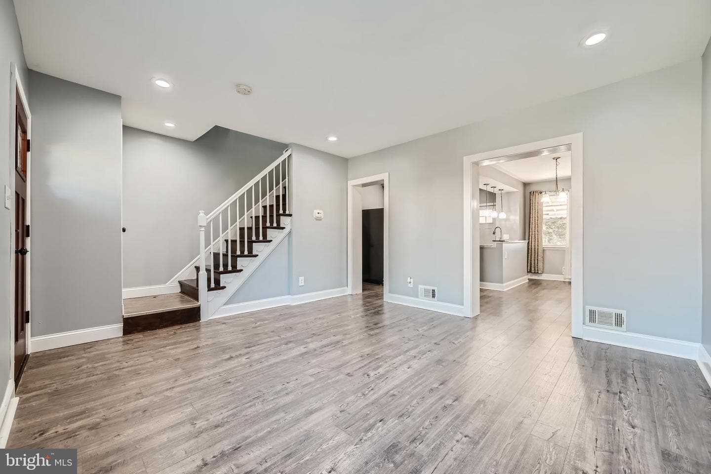 4810 Beaufort Avenue photo 5