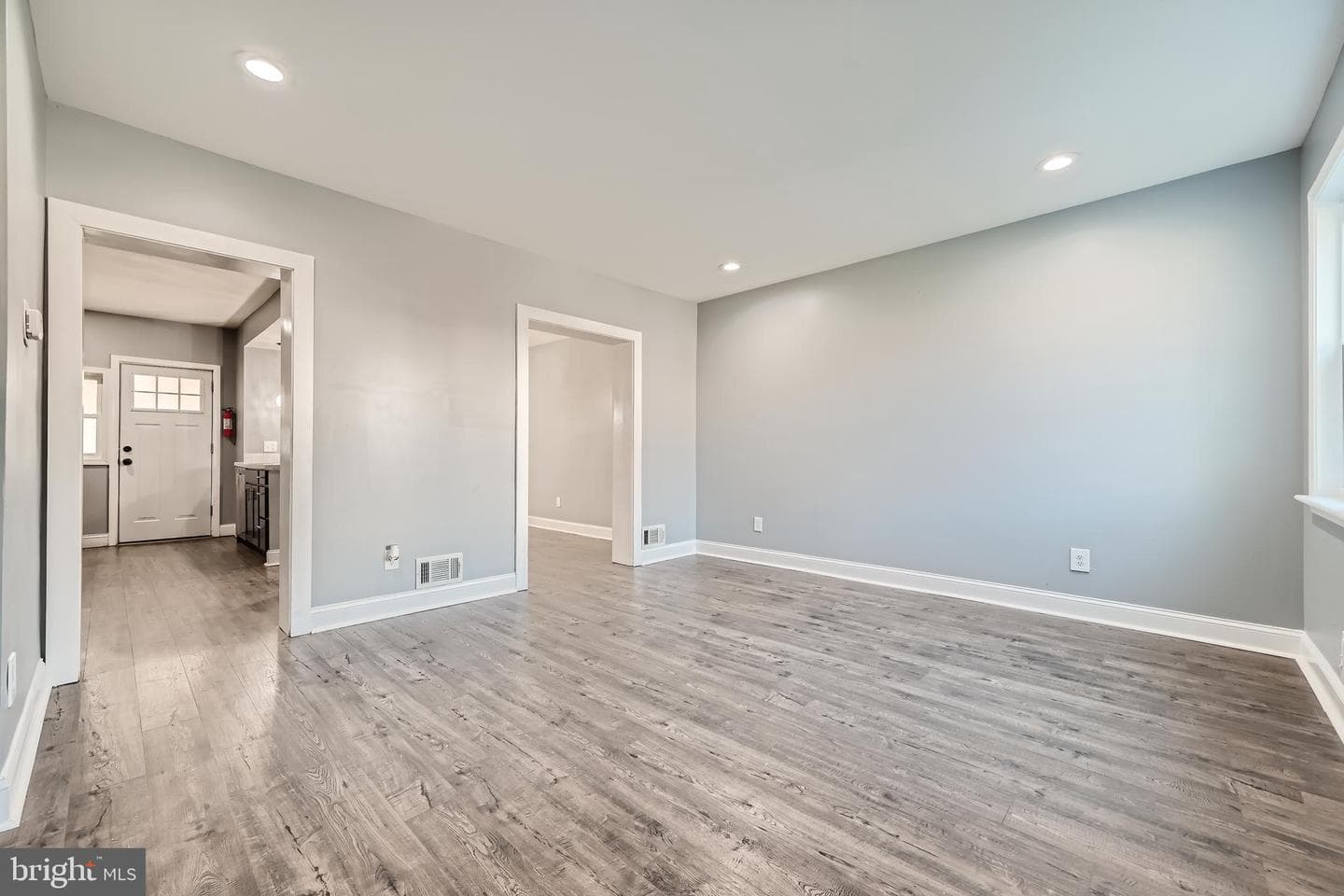 4810 Beaufort Avenue photo 6