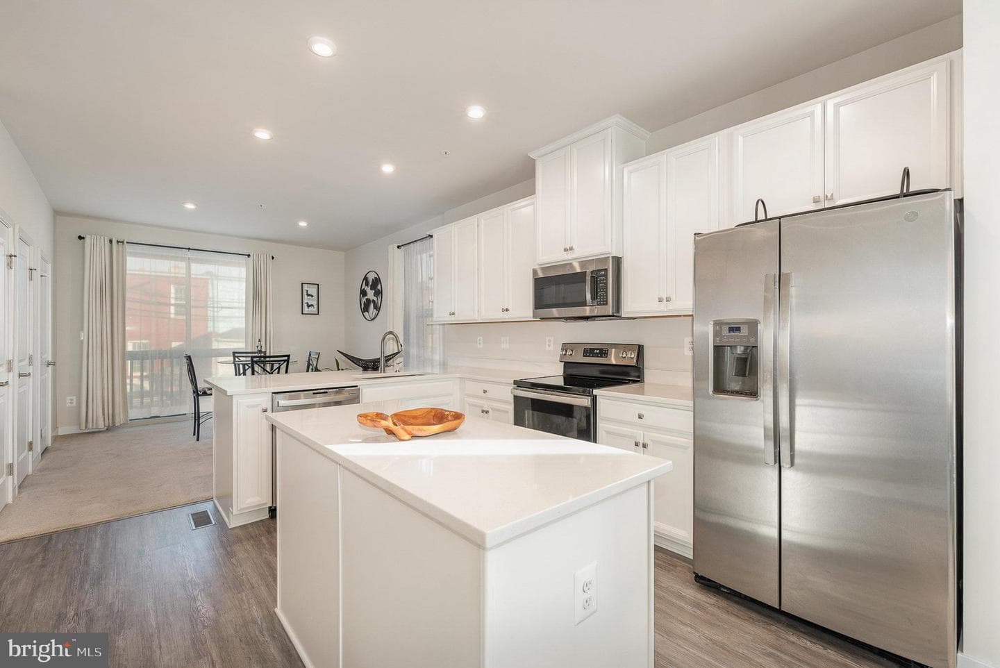 213 S Newkirk Street photo 6
