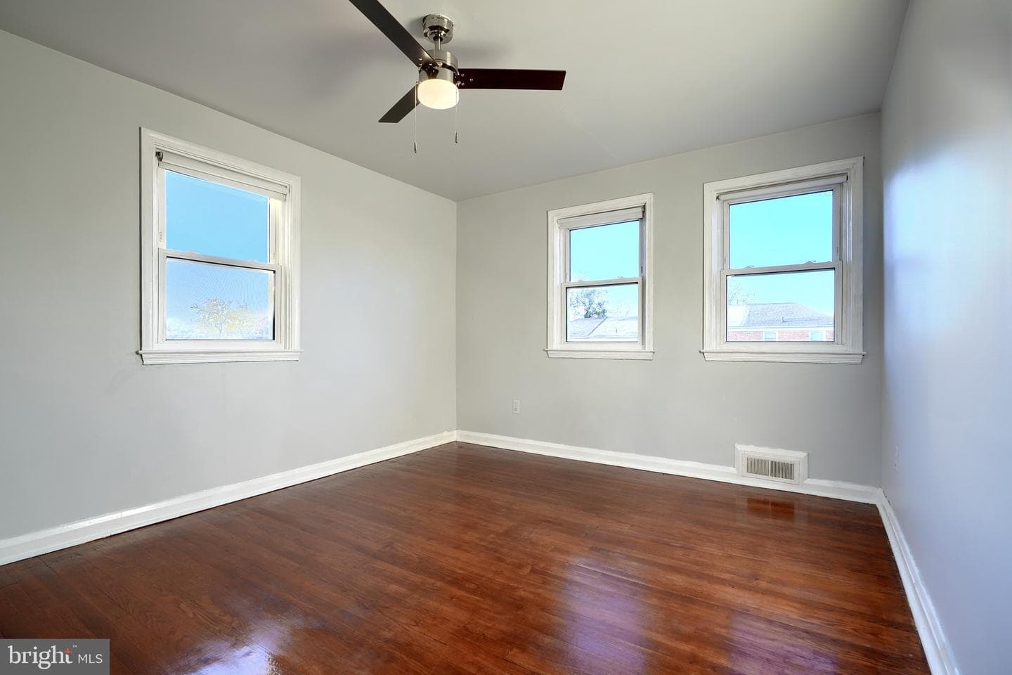 1113 Elbank Avenue photo 25