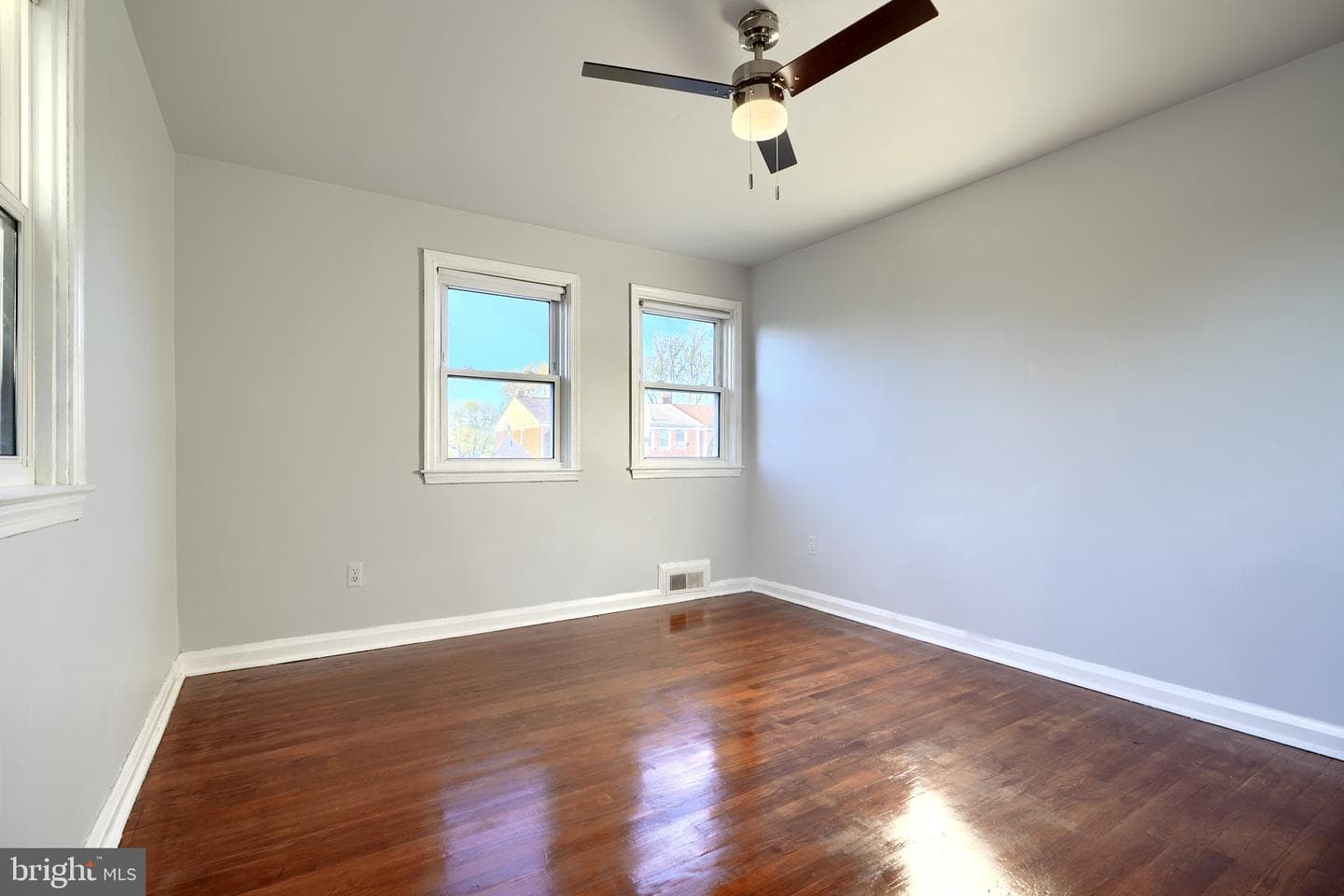 1113 Elbank Avenue photo 26