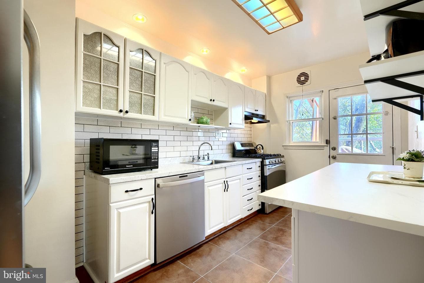 1113 Elbank Avenue photo 9