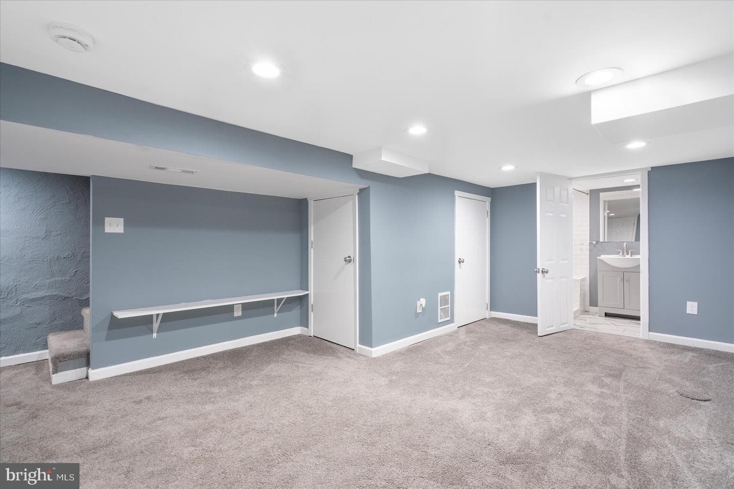 5602 White Avenue photo 22