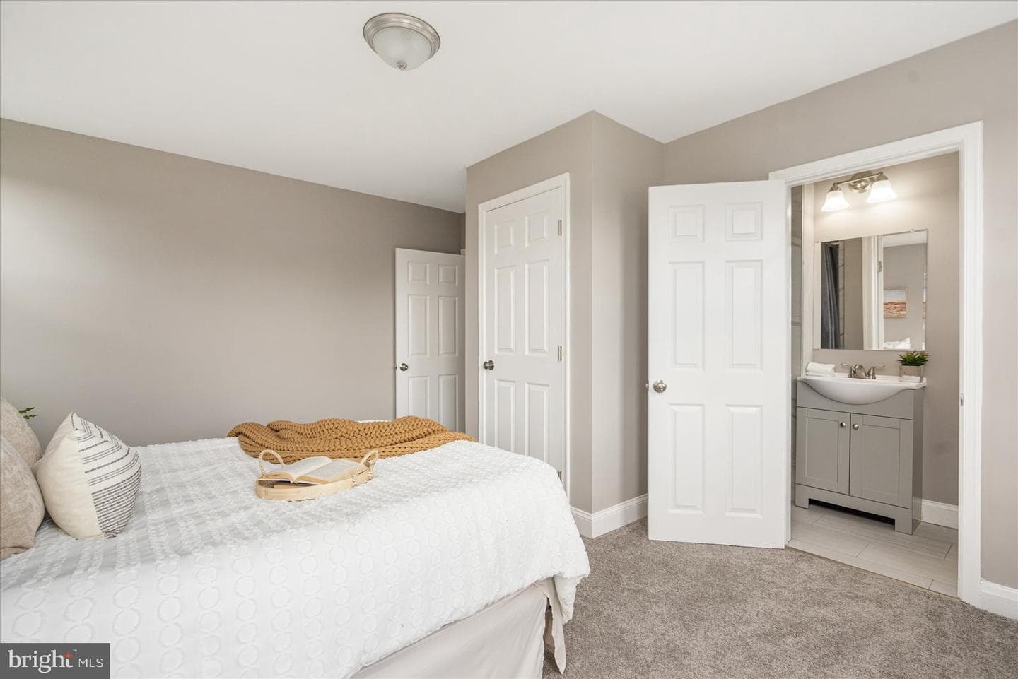 3720 Echodale Avenue photo 22