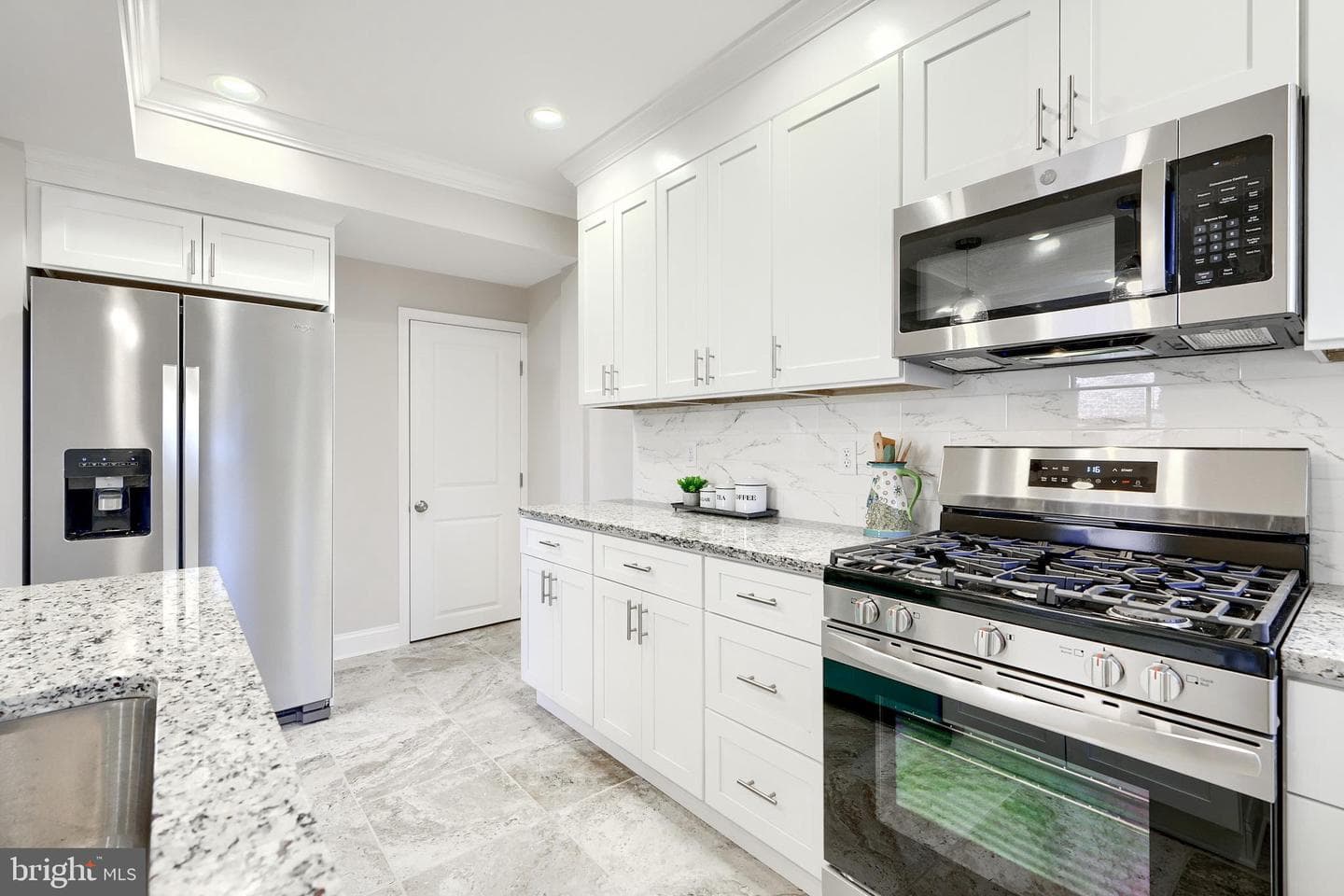 4313 Hamilton Avenue photo 15
