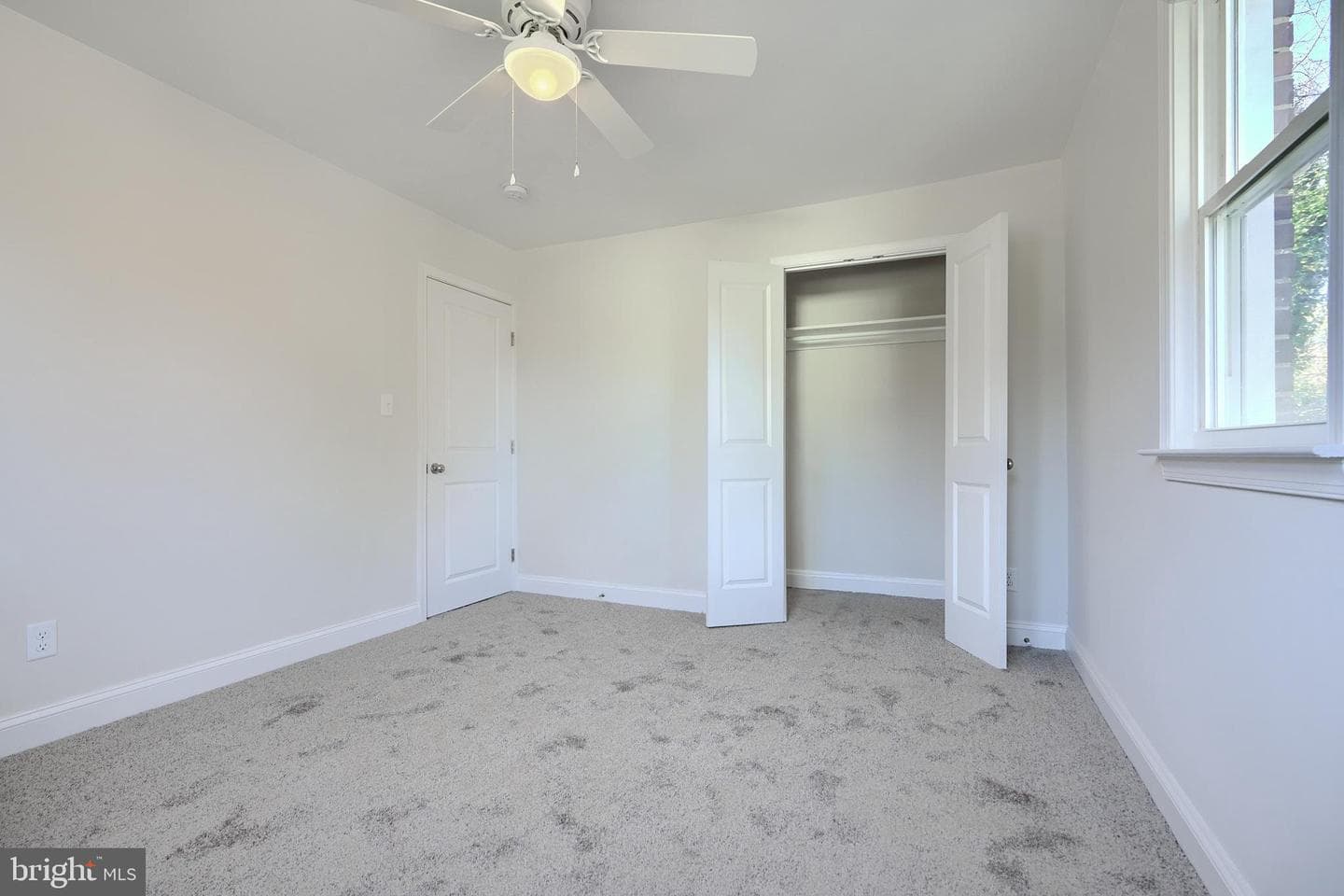 4313 Hamilton Avenue photo 26
