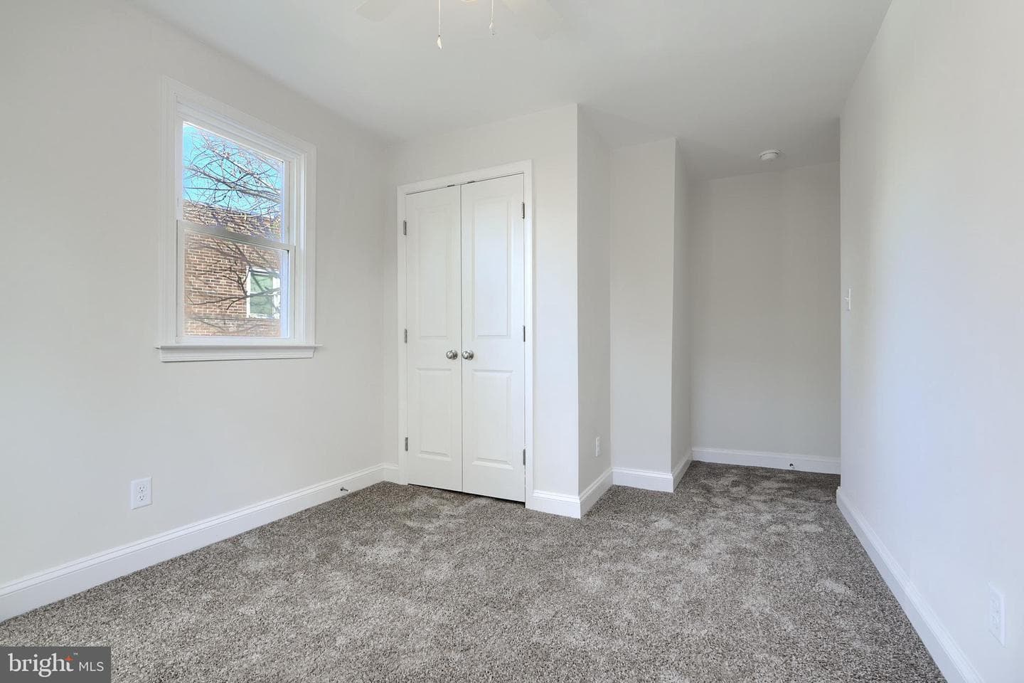 4313 Hamilton Avenue photo 28