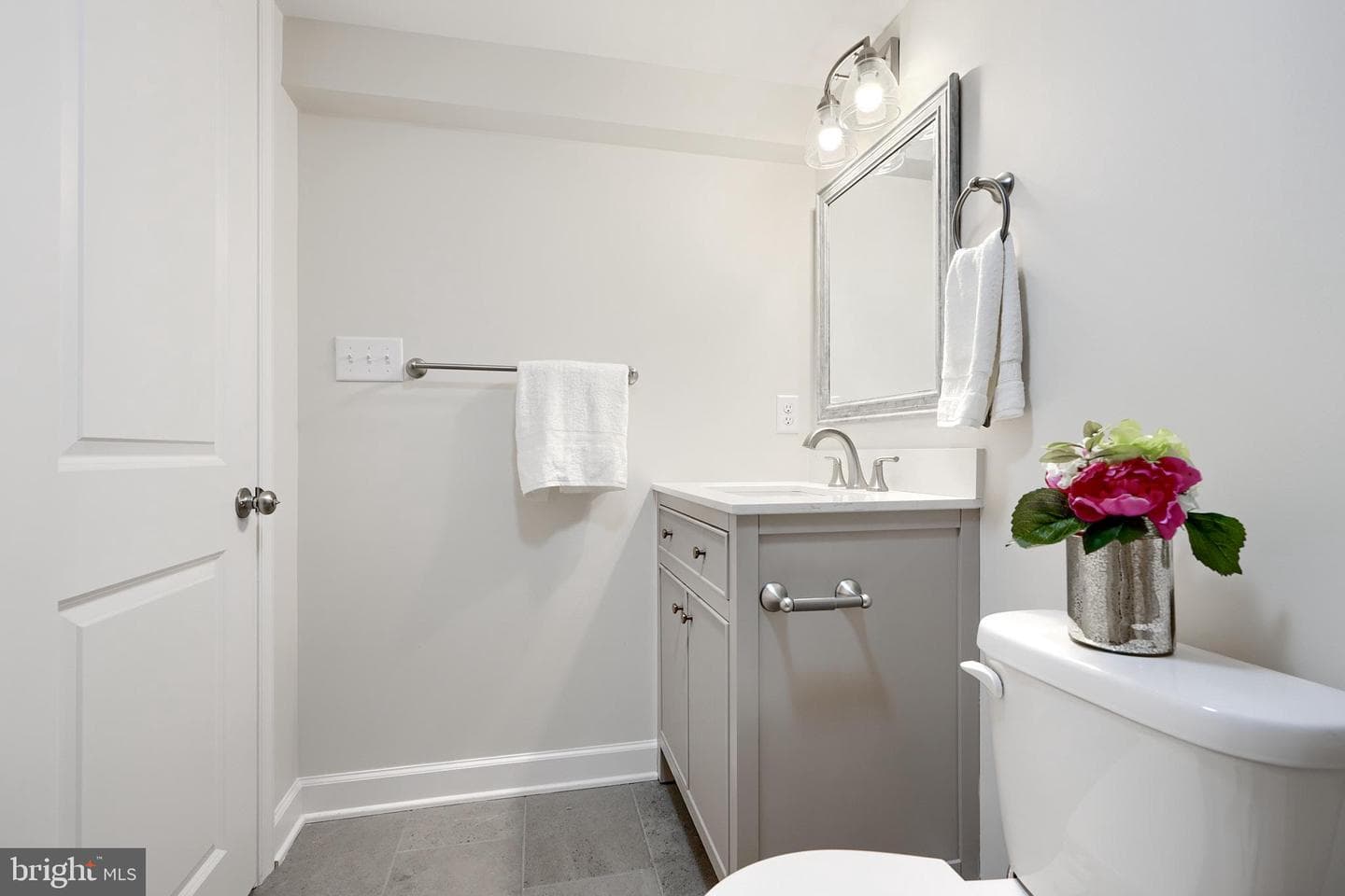 4313 Hamilton Avenue photo 35